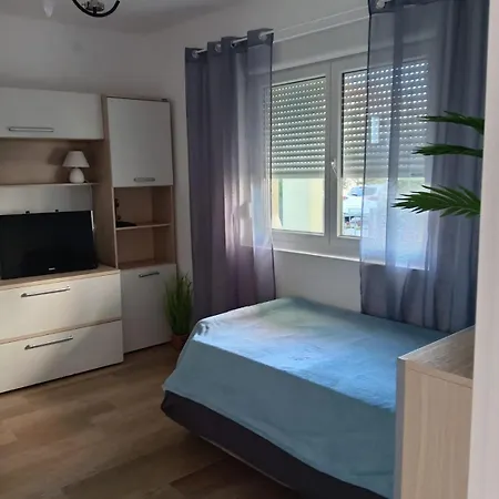 Διαμέρισμα Lexi *